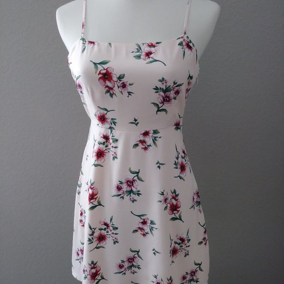 Forever 21 Summer Floral Open Back Tie Dress Small - Picture 1 of 9